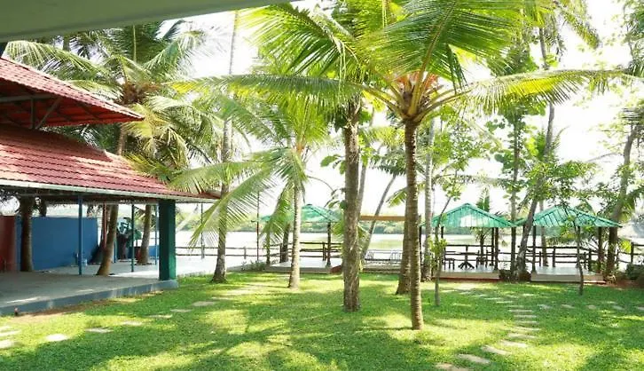 Vista Al Rio Apartment Mattul Homestay
