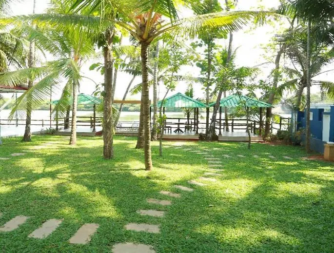 Homestay Vista Al Rio Apartment Mattul India